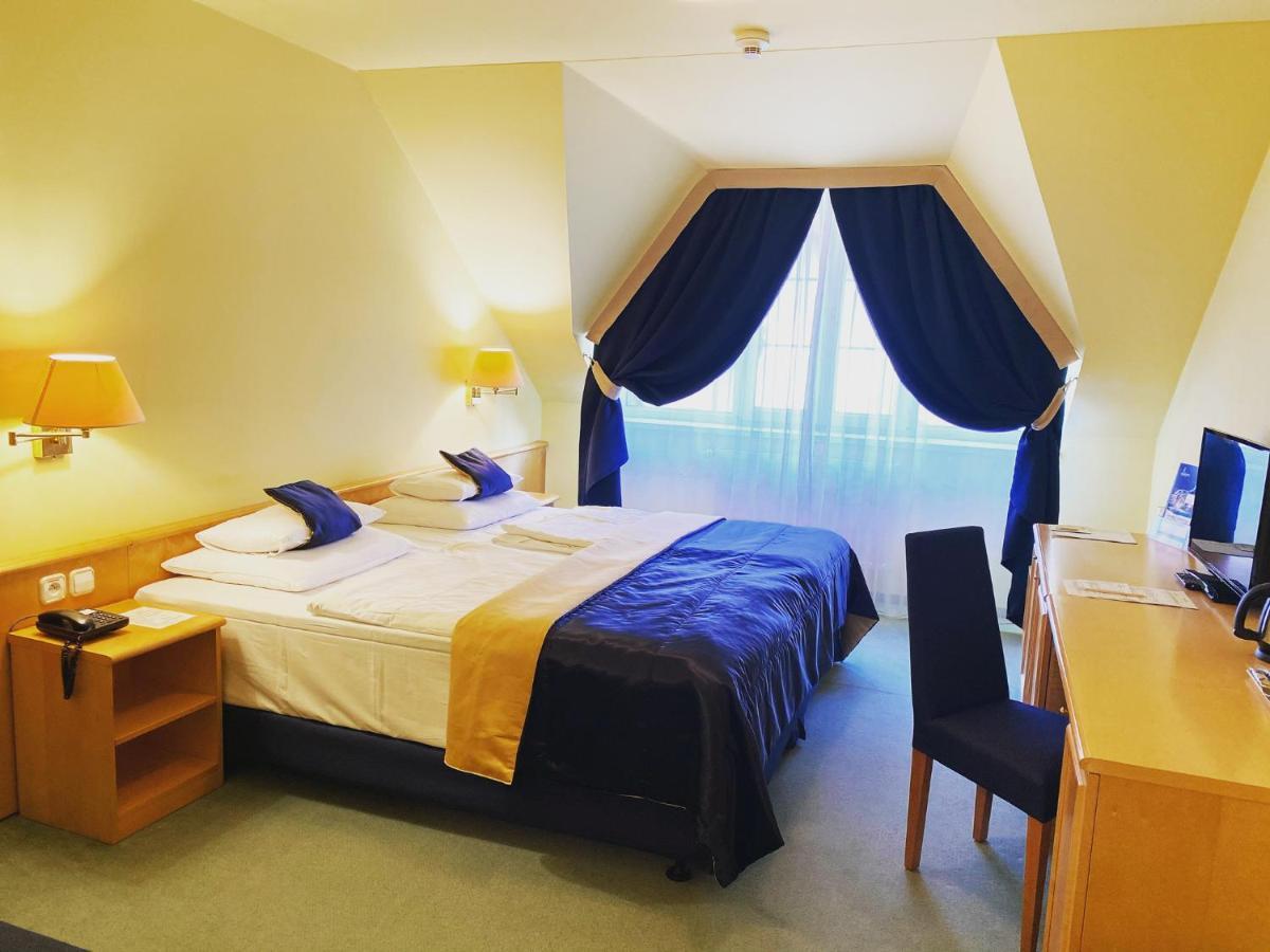 Parkhotel Na Baracke Nová Dubnica Dış mekan fotoğraf